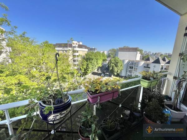 Vente Appartement 4 pièces 80 m2 à Rosny-sous-Bois