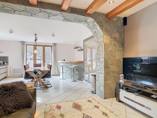 Appartement 3 chambres / Cave 40 m2