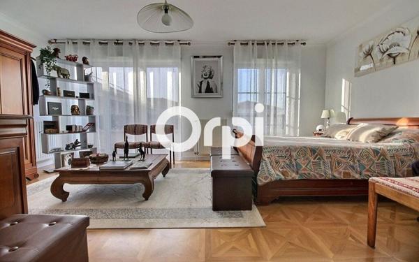 Appartement à vendre    4 pièces • 82,85 m2 Élancourt