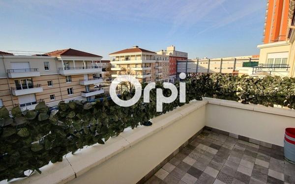 Appartement à vendre    4 pièces • 82,85 m2 Élancourt