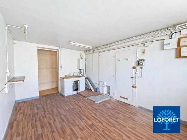 Location local commercial près de PONT AUDEMER - 4 pièce(s) - 101 m² - 1 250 €/mois