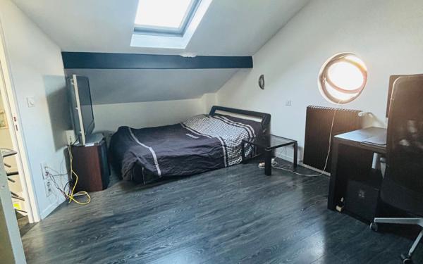 Maison à vendre    5 pièces •  Stains