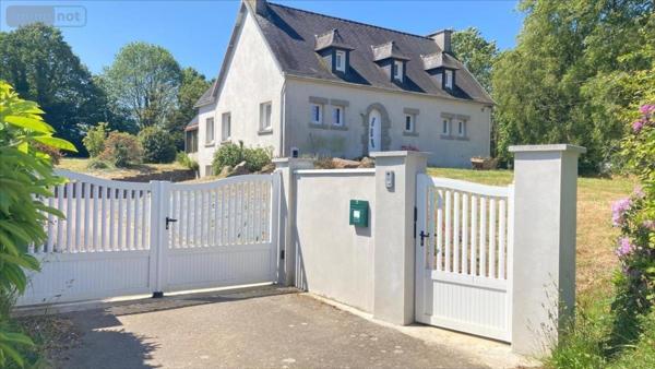 Maison à vendre à Landeleau dans le Finistère (29530), ref : 29064-1068357