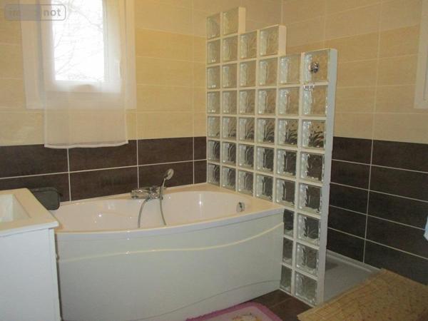 Maison à vendre à Landeleau dans le Finistère (29530), ref : 29064-1068357