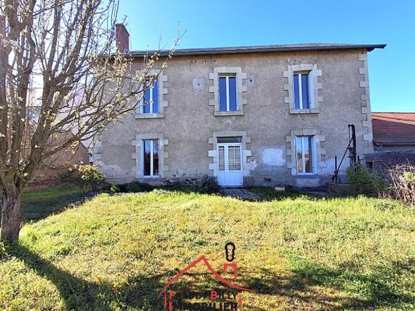 Maison 4 ch + grange + écurie + jardin clos !