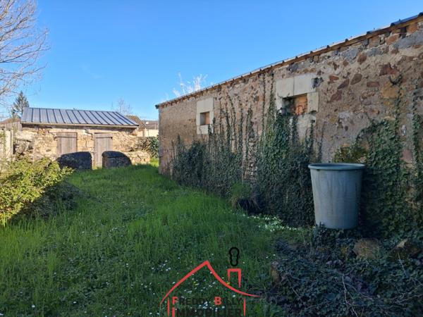 Maison 4 ch + grange + écurie + jardin clos !