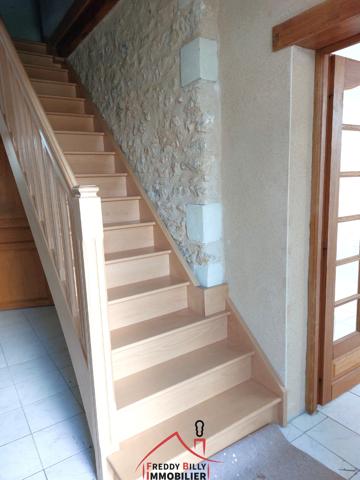 Maison 4 ch + grange + écurie + jardin clos !
