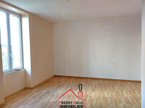Maison 4 ch + grange + écurie + jardin clos !
