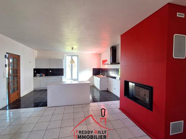 Maison 4 ch + grange + écurie + jardin clos !