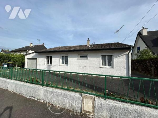 Liffré - Maison de plain-pied avec beau terrain de 826 m²

Une maison à faire évoluer, idéale...