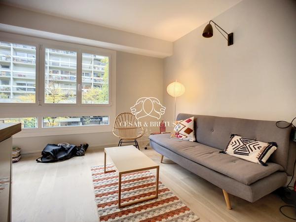 APPARTEMENT – 30,07 m2 – PARIS 18ᵉ – RUE VAUVENARGUES