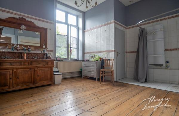 MAISON BOURGEOISE DE CARACTERE SUR 2 445m2