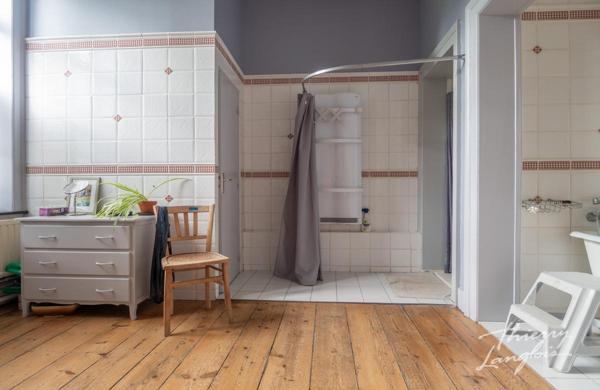 MAISON BOURGEOISE DE CARACTERE SUR 2 445m2