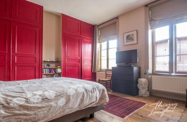 MAISON BOURGEOISE DE CARACTERE SUR 2 445m2