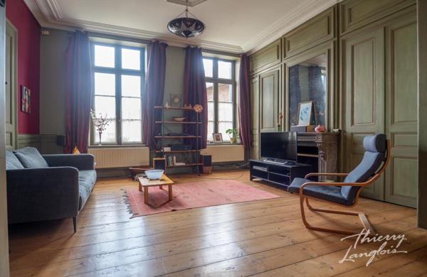 MAISON BOURGEOISE DE CARACTERE SUR 2 445m2