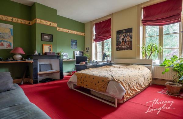 MAISON BOURGEOISE DE CARACTERE SUR 2 445m2
