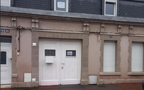 Maison à louer    4 pièces •  La Fère