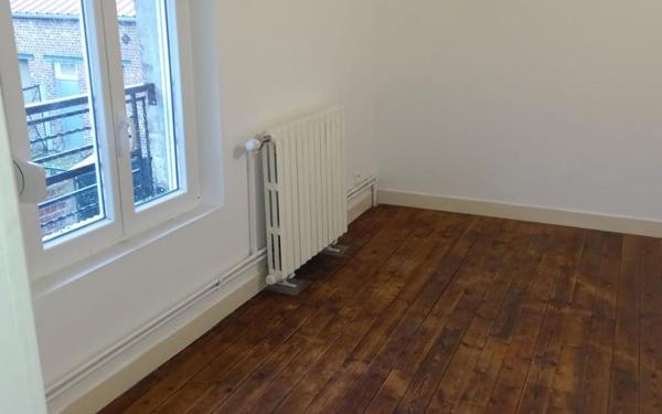 Maison à louer    4 pièces •  La Fère