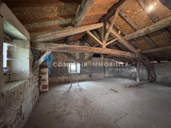 Maison de village
                                                                                                                                                                                                                                                                                                                        4 pièce(s)                                                                                                                                                                                                          3 chambre(s)                                                                                                                                                                                                          120  m²