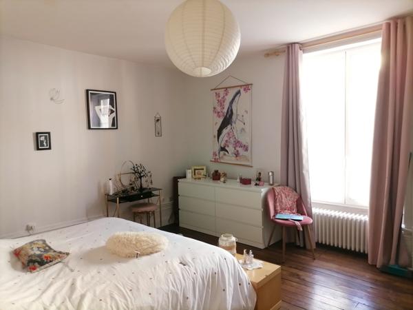 CENTRE-VILLE DE POITIERS - MAISON T 8 Poitiers (86000)