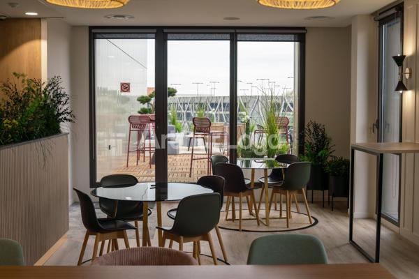 Bureaux neufs à louer à Villeneuve d'Ascq - Plateaux modulables avec terrasses et parkings au Parc de la Haute Borne