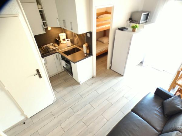 Pinède. Studio cabine mezzanine