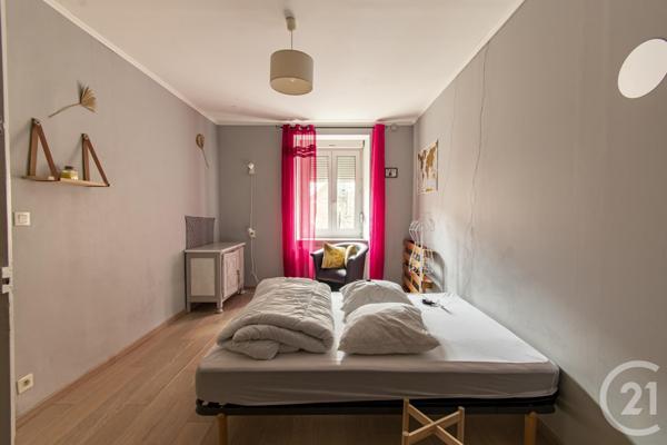 Maison à vendre  5 pièces - 75 m2 LAVAL - 53