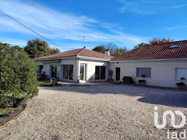 Maison à vendre 7 pièces 193 m² Léognan