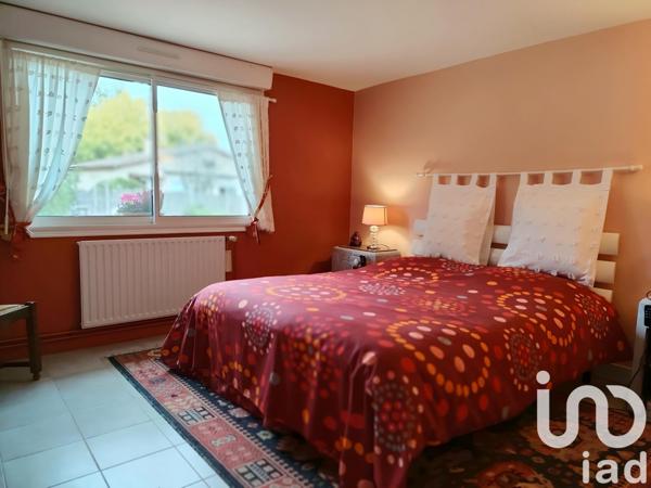 Maison à vendre 7 pièces 193 m² Léognan