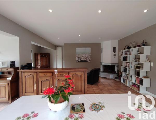 Maison à vendre 7 pièces 193 m² Léognan