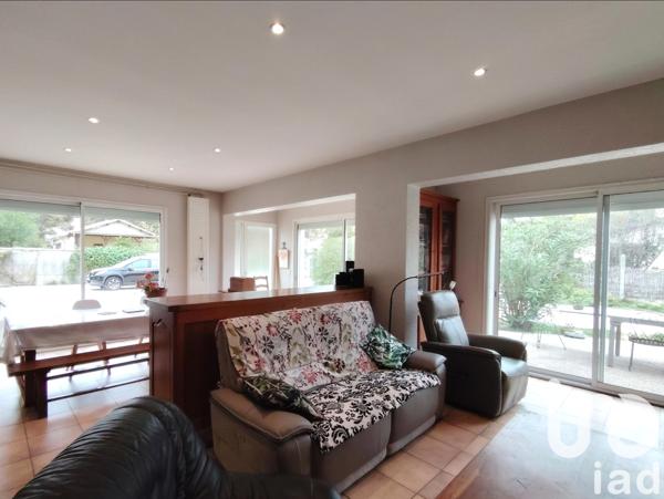Maison à vendre 7 pièces 193 m² Léognan