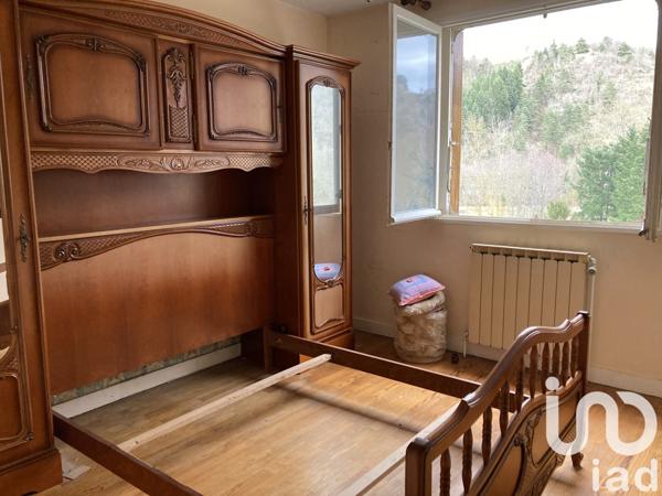 Maison à vendre 5 pièces 143 m² Sail-sous-Couzan