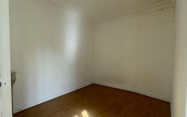 Appartement à louer    2 pièces • 38 m2 Paris 14