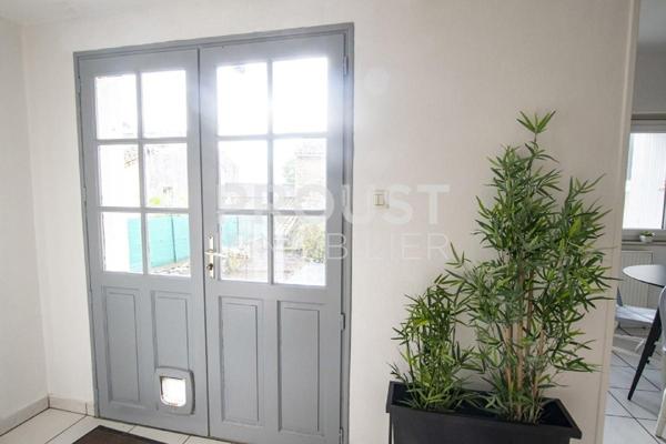Au coeur de champdeniers maison de bourg de 115 m² avec jardin et garage