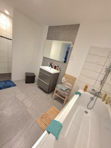 À vendre - Maison individuelle, 7 pièces située à René (72260)