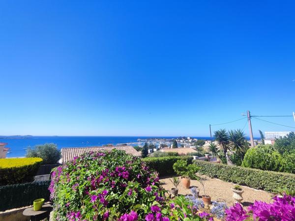 Studio vue mer avec jardin, cave et stationnement