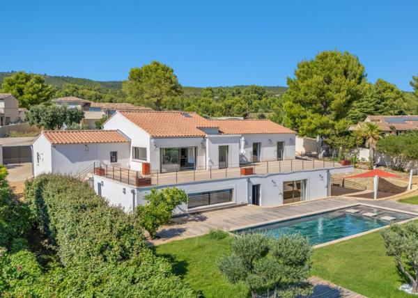 Vente Maison de luxe La Cadière-d'Azur 9 Pièces 250 m²