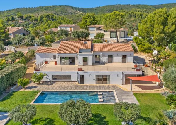 Vente Maison de luxe La Cadière-d'Azur 9 Pièces 250 m²