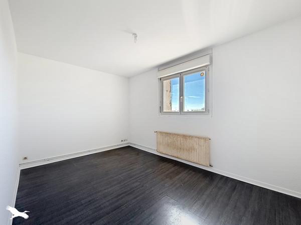 Appartement à vendre 104 300 € Gujan-Mestras 2 p 40 m² DPE D