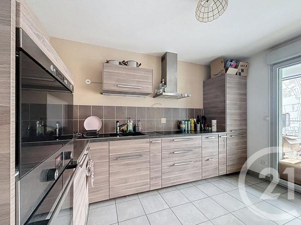 Appartement F4 à vendre  4 pièces - 83 m2 VENISSIEUX - 69