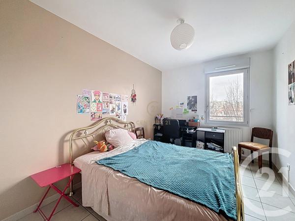 Appartement F4 à vendre  4 pièces - 83 m2 VENISSIEUX - 69