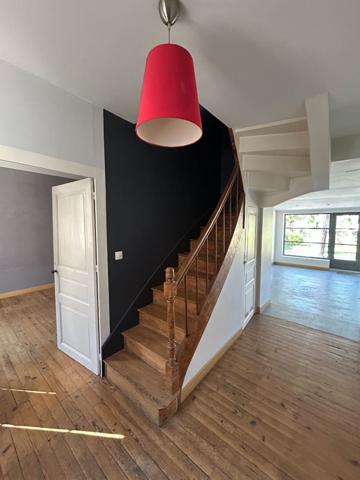 Maison - 5 pièces - 101 m²