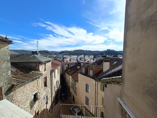 Périgueux (24000) APPARTEMENT T1 BIS - HYPERCENTRE - 70M2