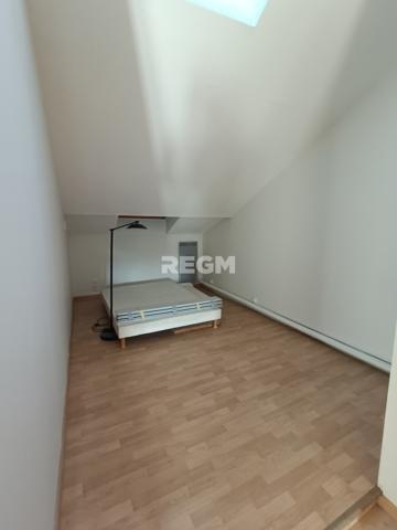 Périgueux (24000) APPARTEMENT T1 BIS - HYPERCENTRE - 70M2