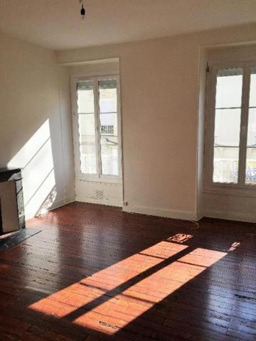 Appartement à louer 3 pièces 61m²