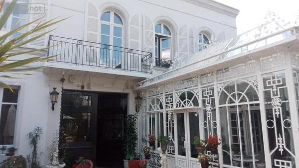 Achat - Maison Vendôme 41100 9 pièces 388 m 2 913 m 2
