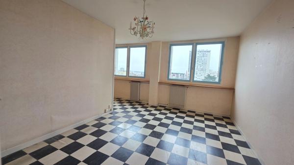 37000 TOURS - A VENDRE Appartement T2 de 45.49 m²
