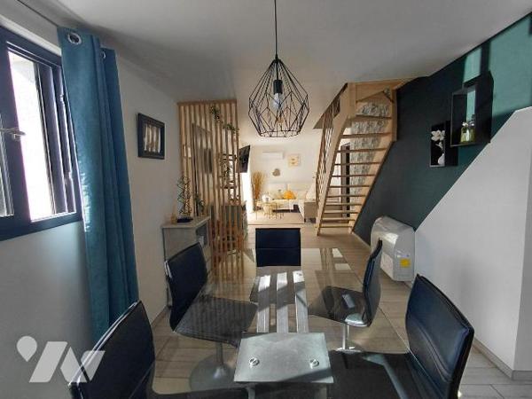 Maison 5 pièces rénovée avec jardin - Pontivy (56300)

Située dans un quartier calme et reche...