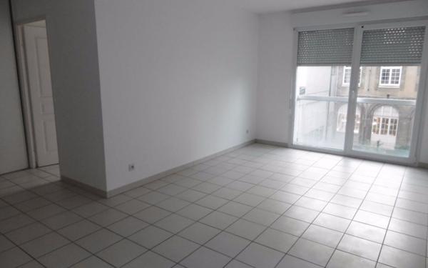 Appartement à louer    3 pièces •  Reims