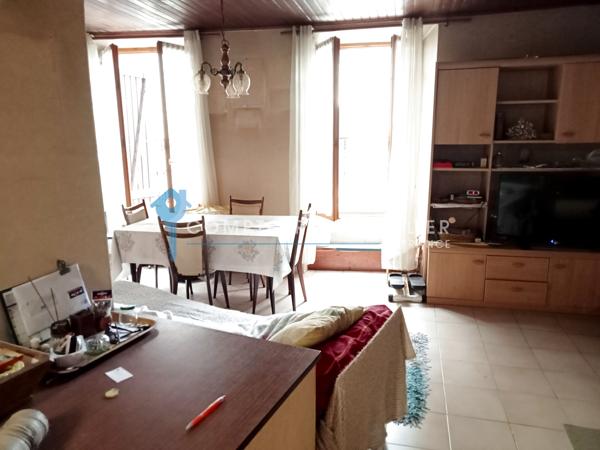 Maison
                                                                                                                                                                                                                                                                                                                        4 pièce(s)                                                                                                                                                                                                          2 chambre(s)                                                                                                                                                                                                          90  m²